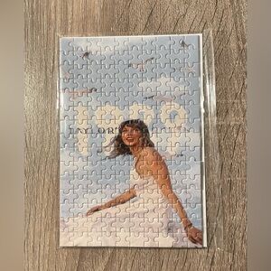 Taylor Swift Puzzle